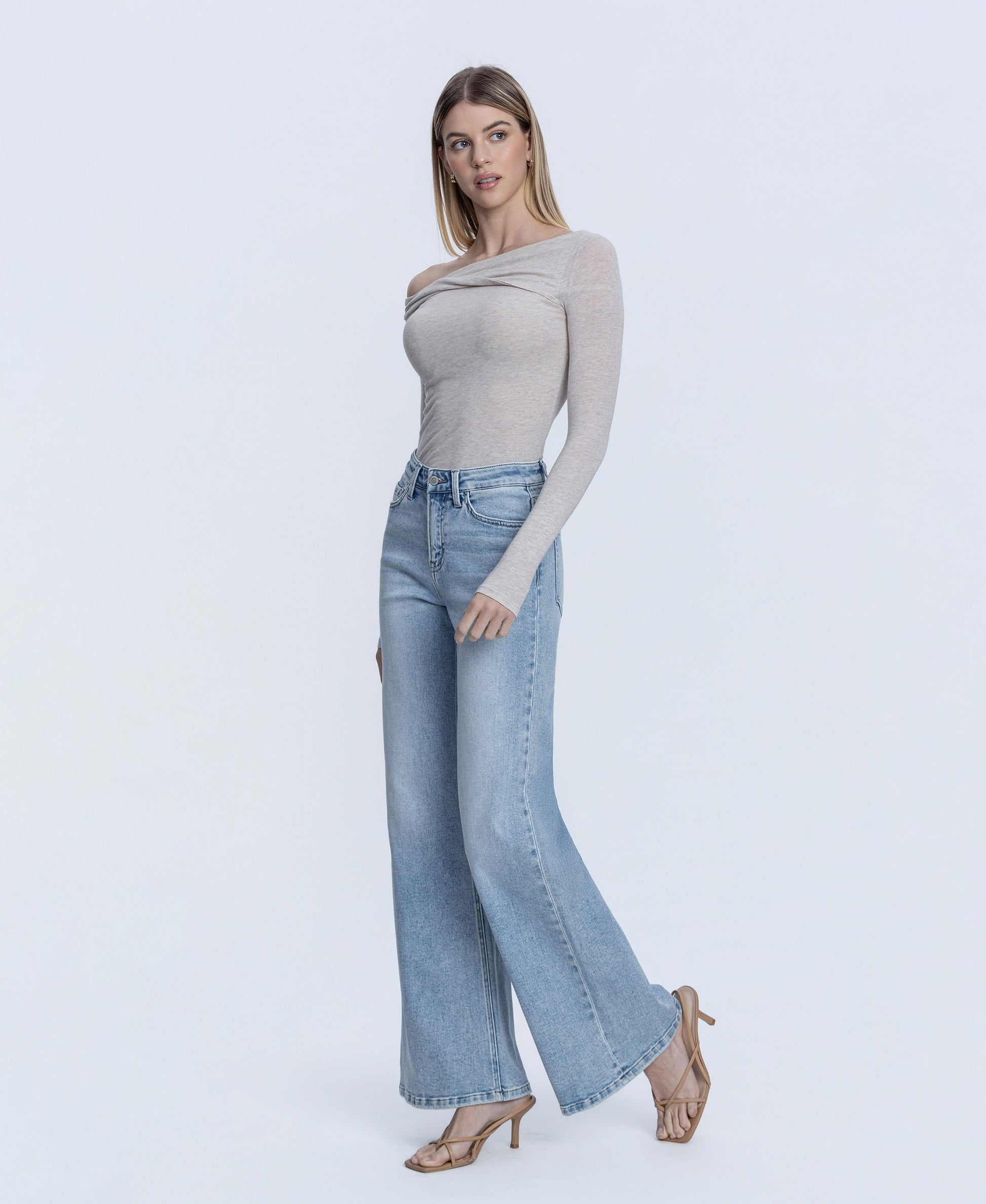 Left 45 degrees product image of Promotor - High Rise Vintage Flare Jeans