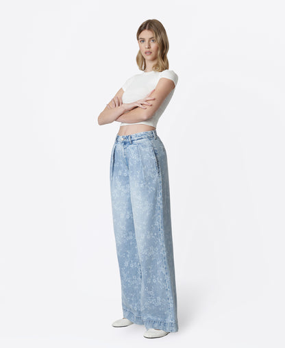 Left 45 degrees product image of Floral Print - Super High Rise Pleated Wide Leg Jeans
