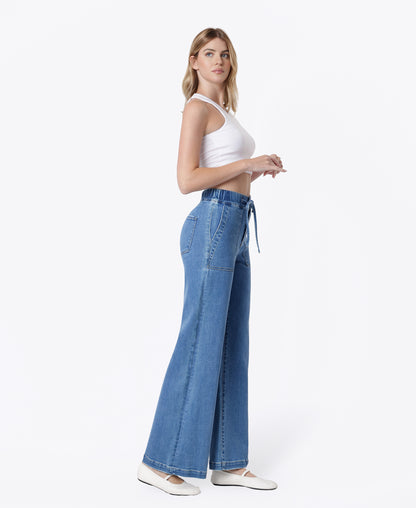 Right side product images of Compatible - Super High Rise Elastic Waistband Patch Pocket Wide Leg Jeans